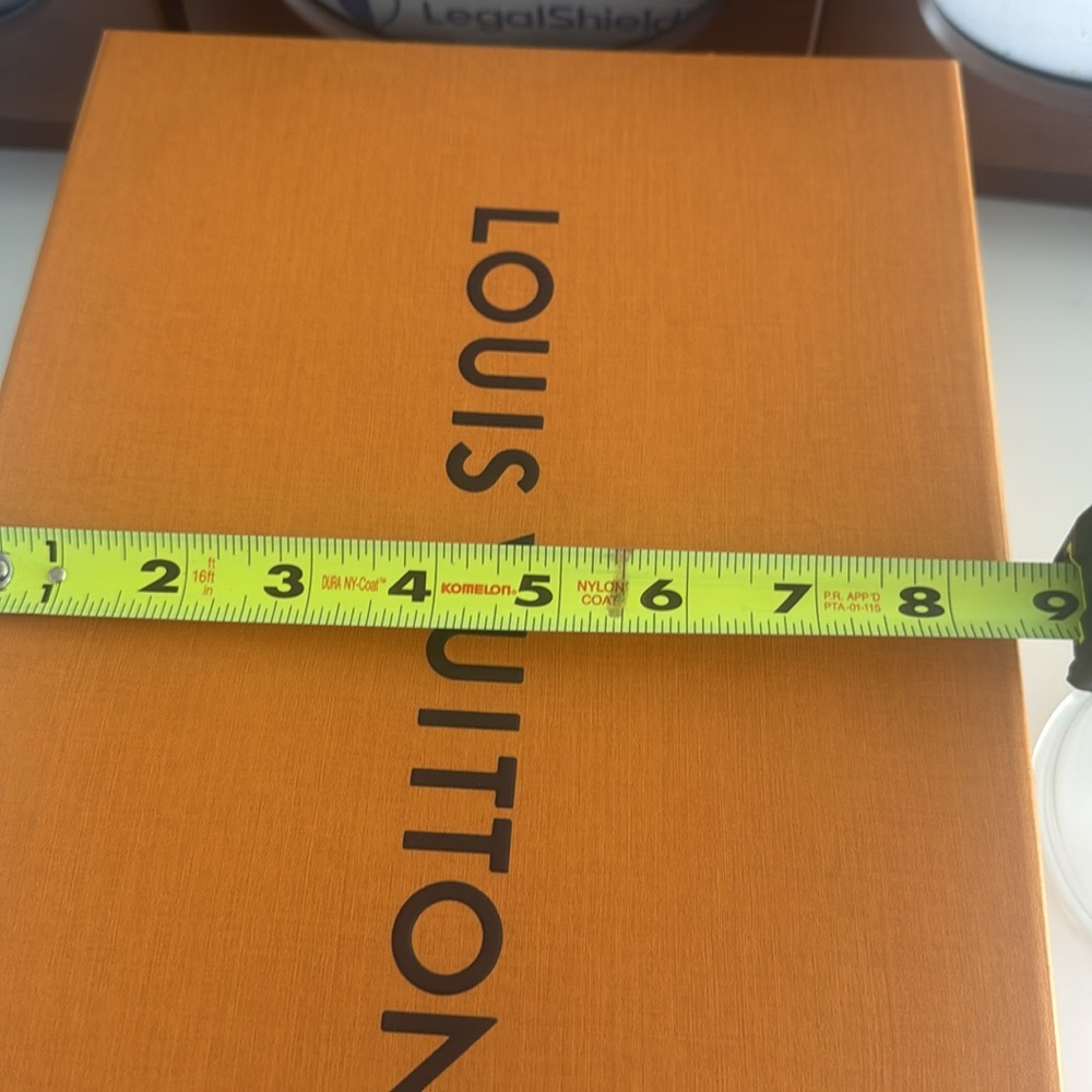 Louis Vuitton Signature Orange Box - Picture 6 of 6